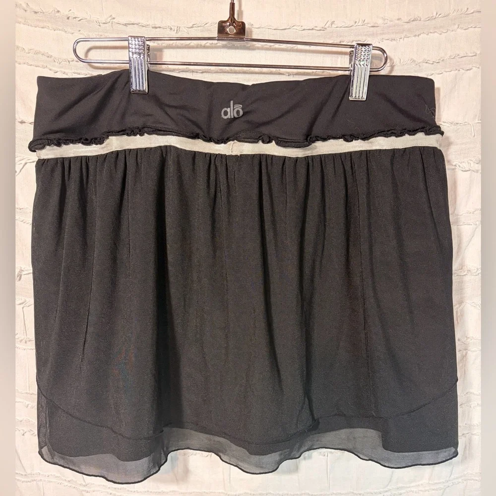 Alo cool fit tennis skirt